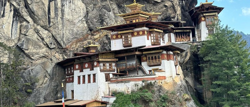 Nepal, Tibet & Bhutan Introduction tour 